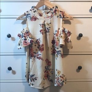 Floral cold shoulder 🍁 top Monteau med sm